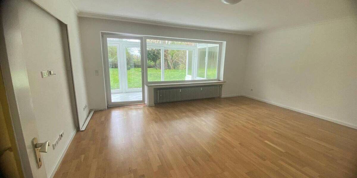 Etagenwohnung Düsseldorf Lohausen - 2 Zimmer, 77 m&sup2;, 1.400&euro; | Angebot:26933027