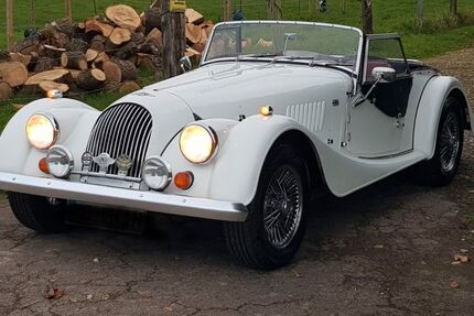Morgan Plus 8 164.499 km 49.900 &euro; Titz 52445