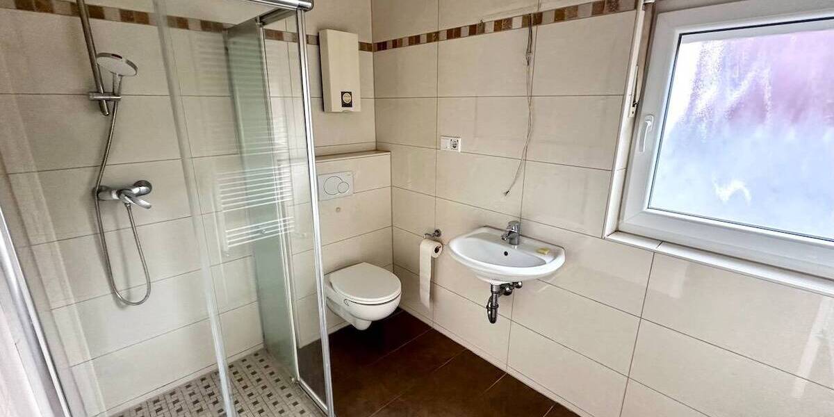 Mehrfamilienhaus, Wohnhaus Neuss Norf - 6 Zimmer, 156 m&sup2;, 398.000&euro; | Angebot:26641441