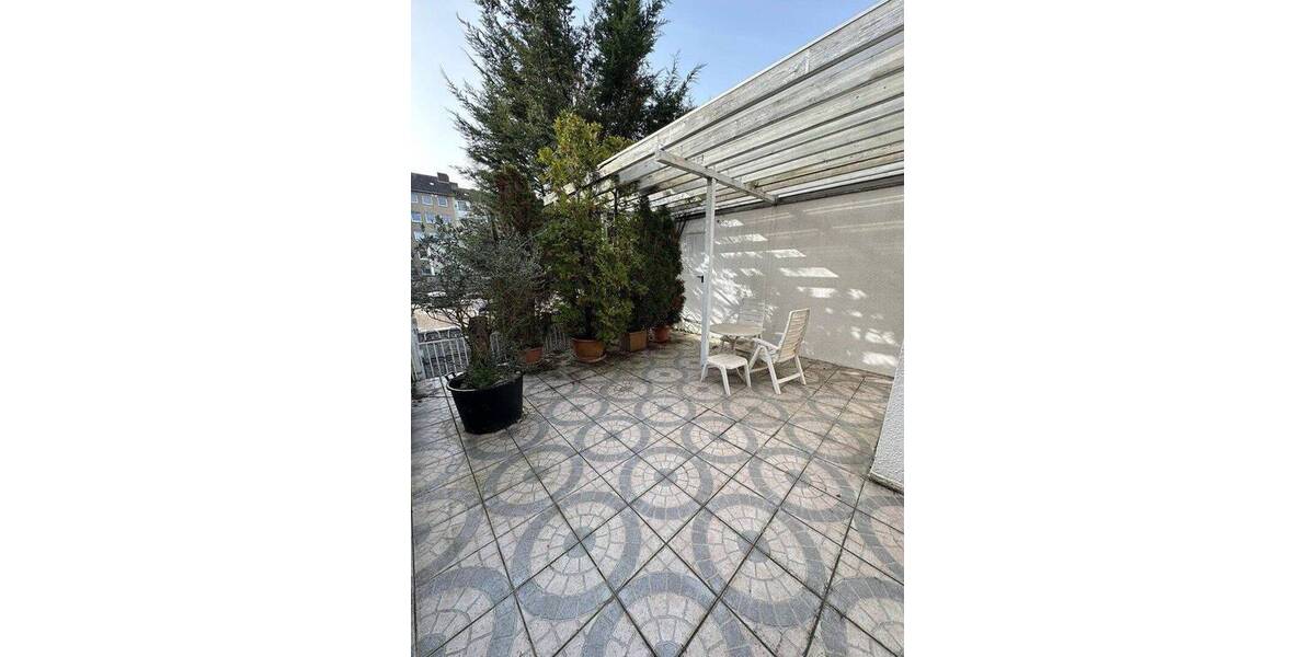 Mehrfamilienhaus, Wohnhaus Düsseldorf Friedrichstadt - 6 Zimmer, 140 m&sup2;, 3.500&euro; | Angebot:26825738