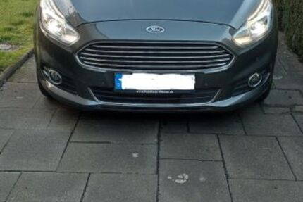 Ford S-Max 271.000 km 7.850 &euro; Mönchengladbach 41189