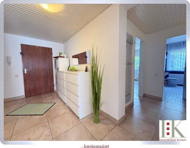 Etagenwohnung Neuss Vogelsang - 3 Zimmer, 100 m&sup2;, 309.000&euro; | Angebot:26918031