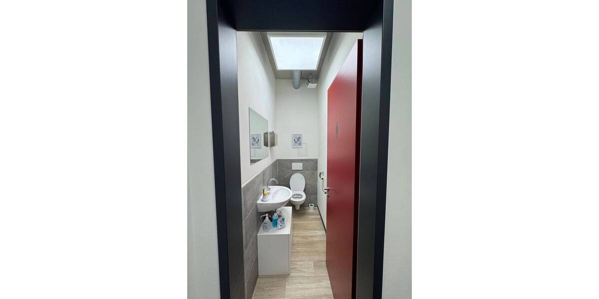 Gewerbeobjekt Neuss Furth-Süd - 6 Zimmer, 253 m&sup2;, 4.705&euro; | Angebot:26929239