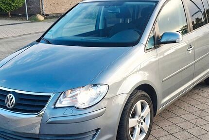 VW Touran 223.000 km 4.700 &euro; Viersen 41747