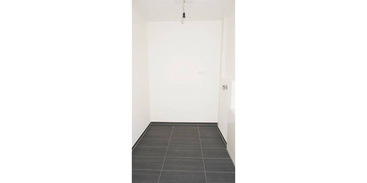Zimmer Mönchengladbach Stadtmitte - 4 Zimmer, 128 m&sup2;, 1.714&euro; | Angebot:26453952