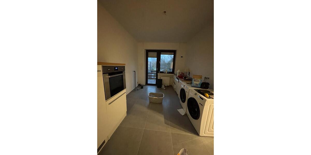 Etagenwohnung Mönchengladbach Süd - 3 Zimmer, 87 m&sup2;, 1.450&euro; | Angebot:25858770