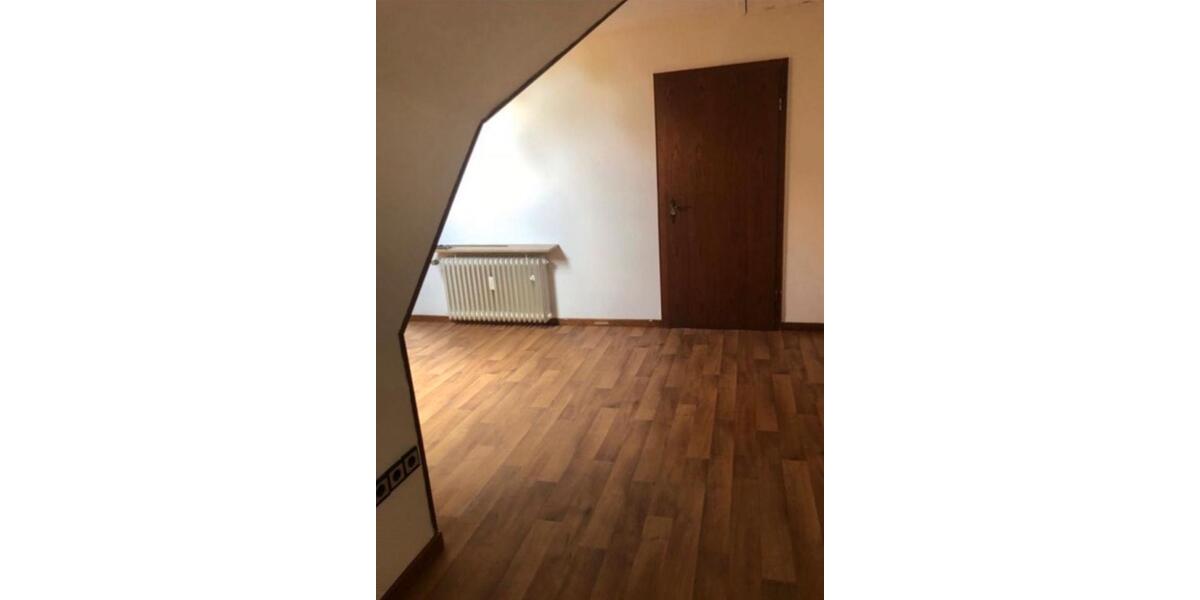 Dachgeschoßwohnung Kaarst - 2 Zimmer, 63 m&sup2;, 770&euro; | Angebot:26021450