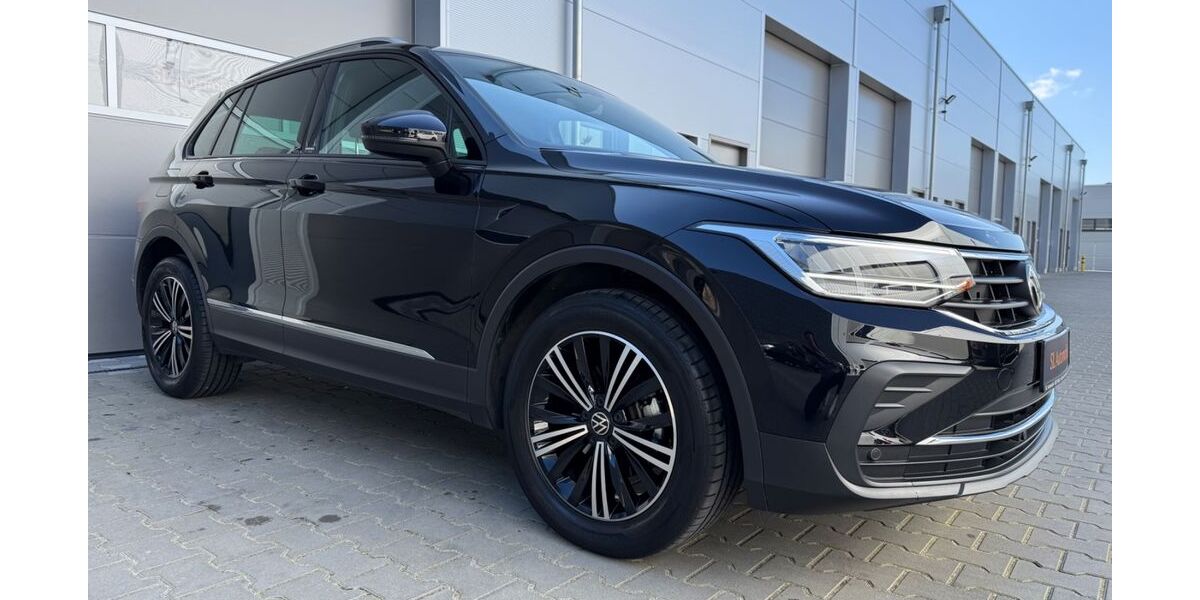 VW Tiguan 35.211 km 25.995 &euro; Willich 47877