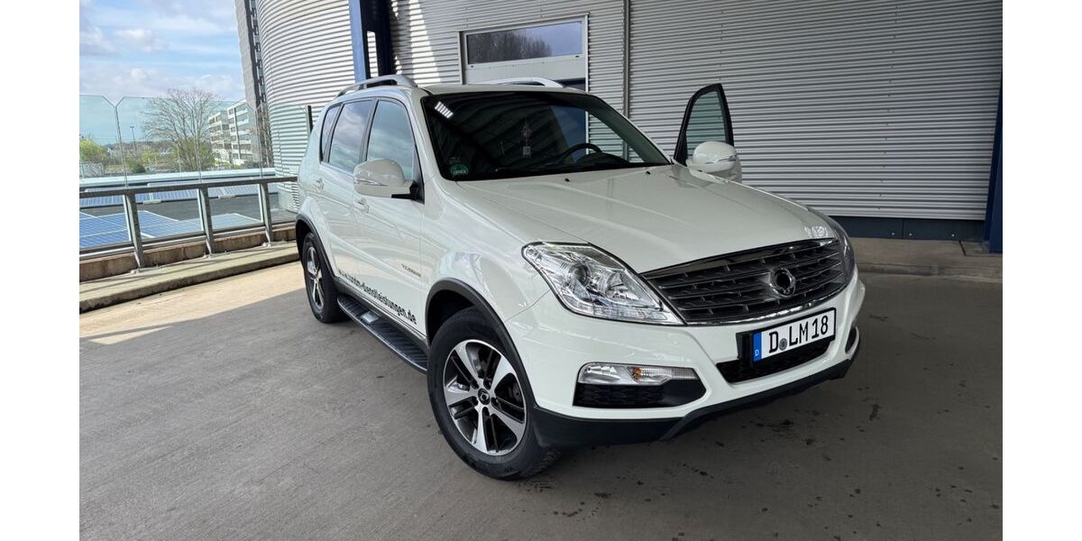 SsangYong REXTON 140.000 km 10.500 &euro; Düsseldorf 40472