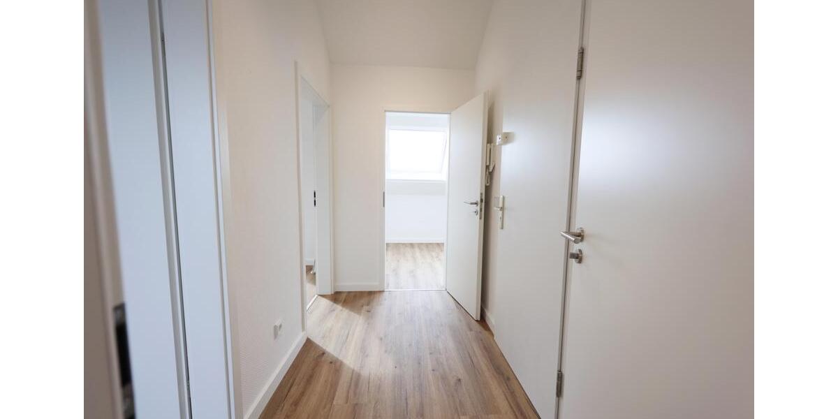 Dachgeschoßwohnung Moers Schwafheim - 2.5 Zimmer, 80 m&sup2;, 214.000&euro; | Angebot:26067794