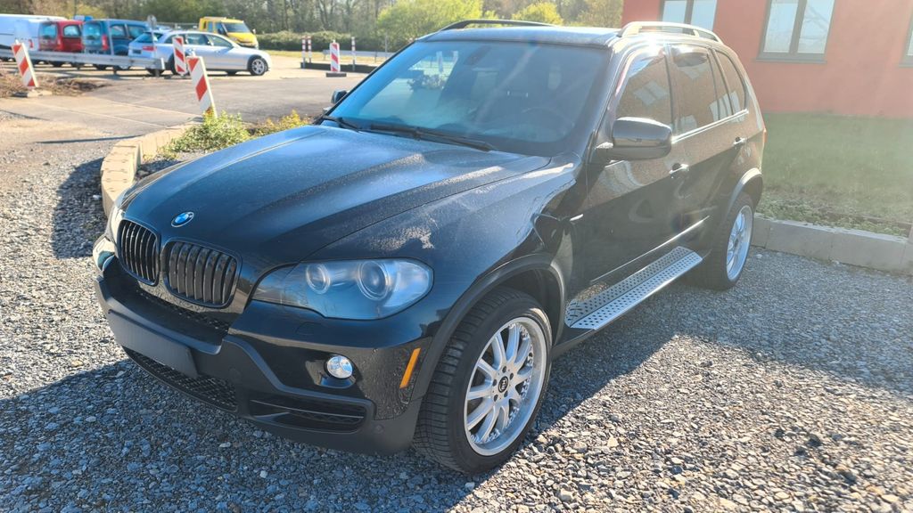 BMW X5 260.000 km 6.900 &euro; Neuss 41466