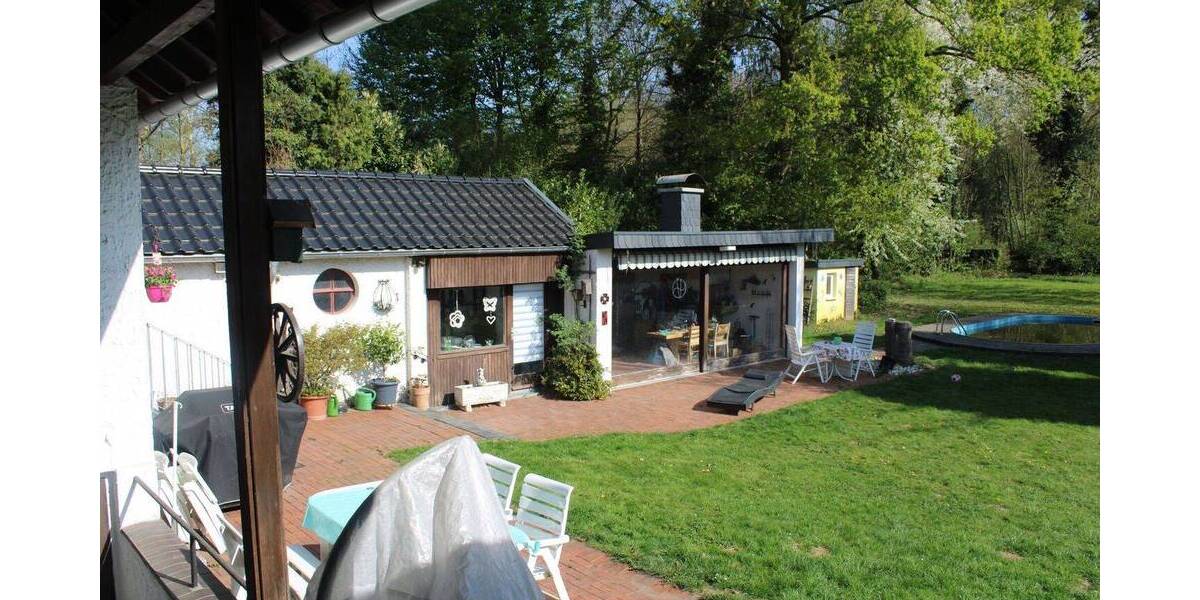 Mehrfamilienhaus, Wohnhaus Korschenbroich Pesch - 6 Zimmer, 175 m&sup2;, 896.000&euro; | Angebot:25701180