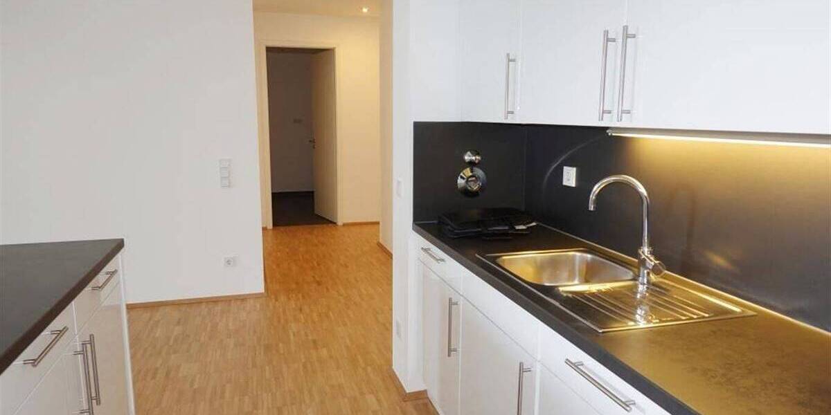 Zimmer Mönchengladbach Stadtmitte - 4 Zimmer, 128 m&sup2;, 1.714&euro; | Angebot:26453952