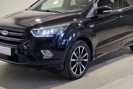 Ford Kuga 64.200 km 17.450 &euro; Mönchengladbach 41061