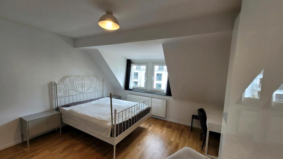 Dachgeschoßwohnung Düsseldorf Stadtbezirk 3 - 3 Zimmer, 69 m&sup2;, 299.000&euro; | Angebot:26086101