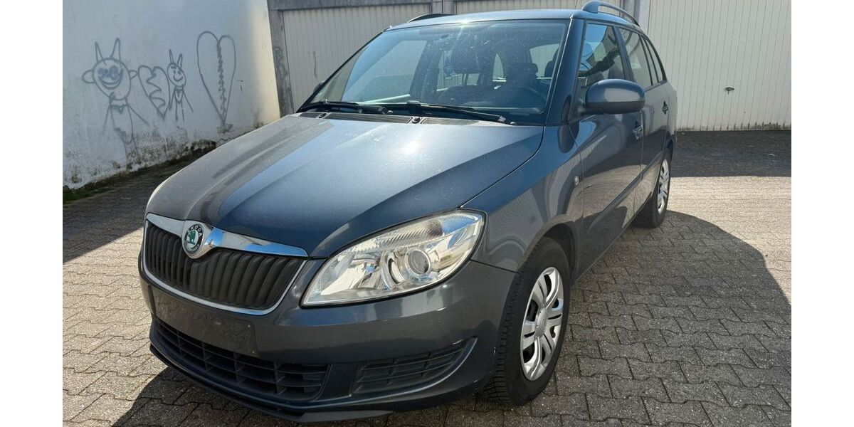 Skoda Fabia 240.632 km 2.990 &euro; Mönchengladbach 41239