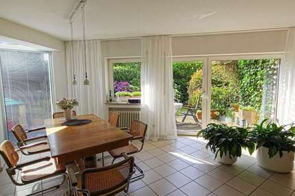 Haus Tönisvorst - 6 Zimmer, 130 m&sup2;, 379.000&euro; | Angebot:26905536