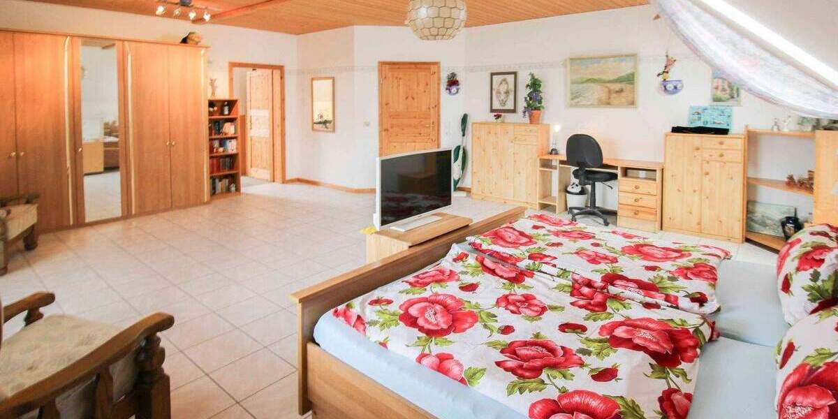 Einfamilienhaus Hückelhoven Millich - 7 Zimmer, 385.000&euro; | Angebot:25836917