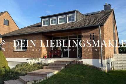 Haus Korschenbroich - 8 Zimmer, 275 m&sup2;, 719.000&euro; | Angebot:24464582