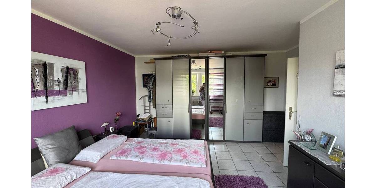 Etagenwohnung Mönchengladbach Rheydt - 3 Zimmer, 87 m&sup2;, 198.000&euro; | Angebot:25745902