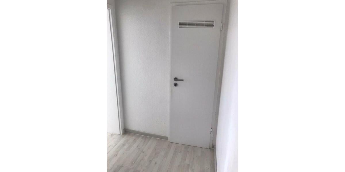 Etagenwohnung Krefeld - 2 Zimmer, 49 m&sup2;, 600&euro; | Angebot:25840802