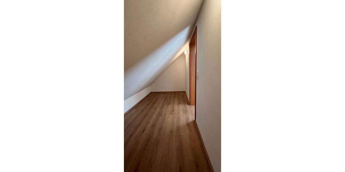 Etagenwohnung Viersen Boisheim - 2 Zimmer, 106 m&sup2;, 990&euro; | Angebot:26609181