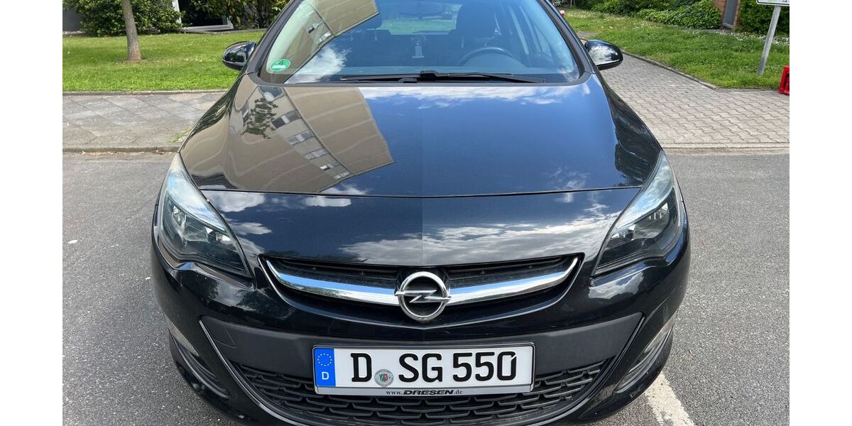 Opel Astra 61.500 km 7.800 &euro; Düsseldorf 40547