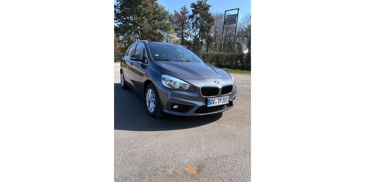 BMW 218 Active Tourer 121.430 km 12.500 &euro; Jüchen 41363