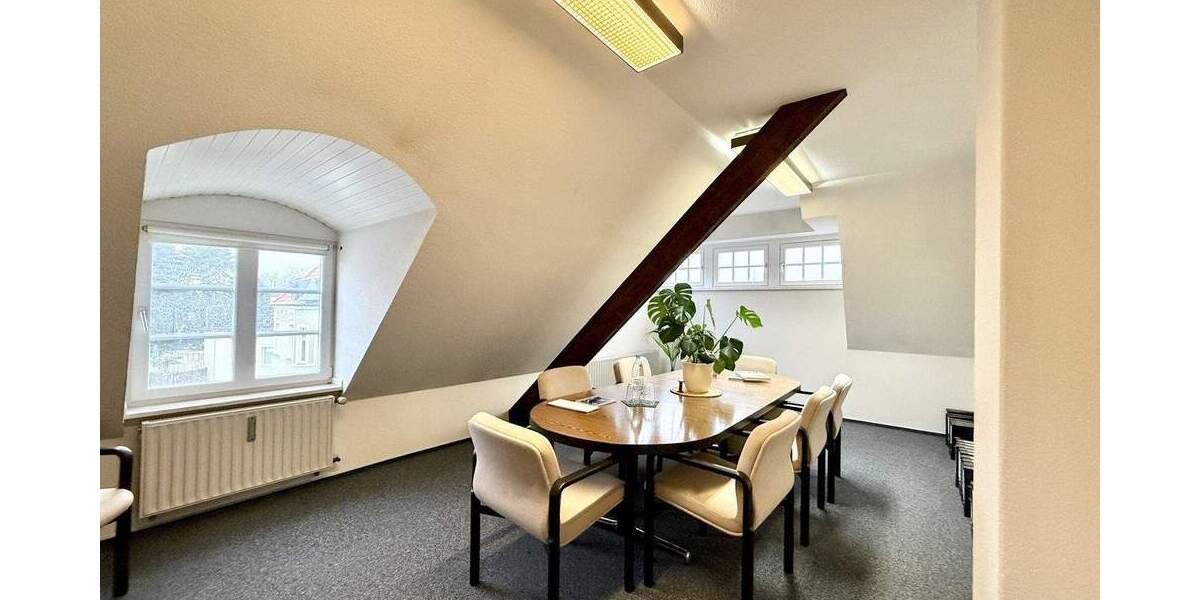 Gewerbeobjekt Geldern - 8 Zimmer, 260 m&sup2;, 1.875&euro; | Angebot:25701959