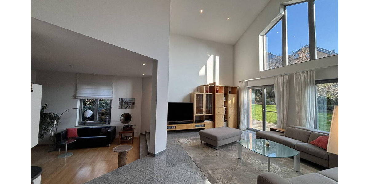 Einfamilienhaus Wassenberg - 9 Zimmer, 339 m&sup2;, 950.000&euro; | Angebot:26027509