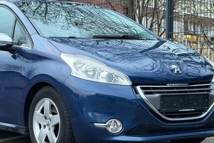 Peugeot 208 91.544 km 5.777 &euro; Mönchengladbach 41068