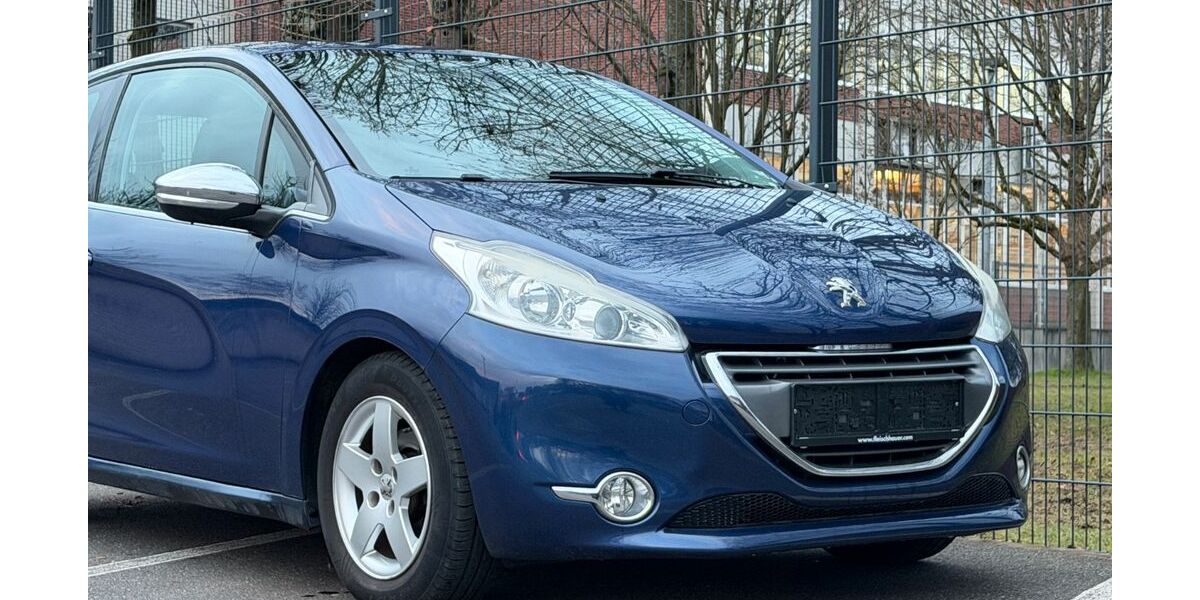 Peugeot 208 91.544 km 5.777 &euro; Mönchengladbach 41068