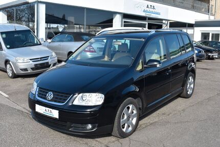 VW Touran 126.000 km 6.150 &euro; Hückelhoven 41836