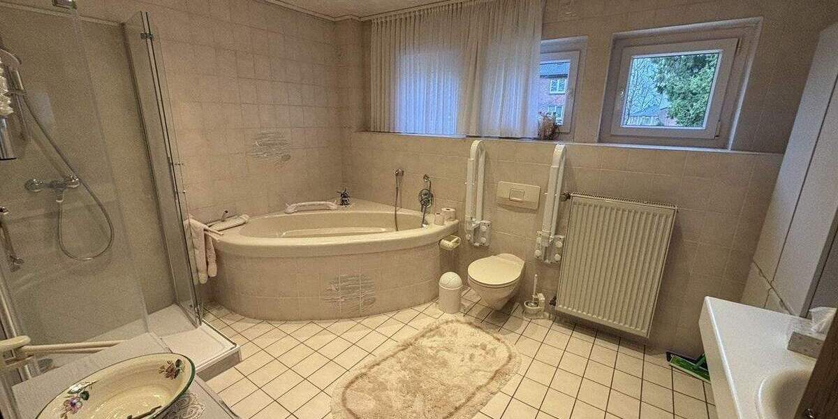 Einfamilienhaus Krefeld Gartenstadt - 4 Zimmer, 127 m&sup2;, 365.000&euro; | Angebot:25693379