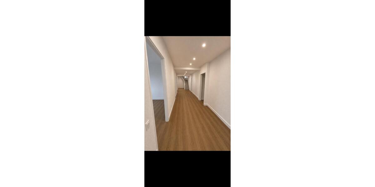 Etagenwohnung Heinsberg - 5 Zimmer, 133 m&sup2;, 1.599&euro; | Angebot:26604520