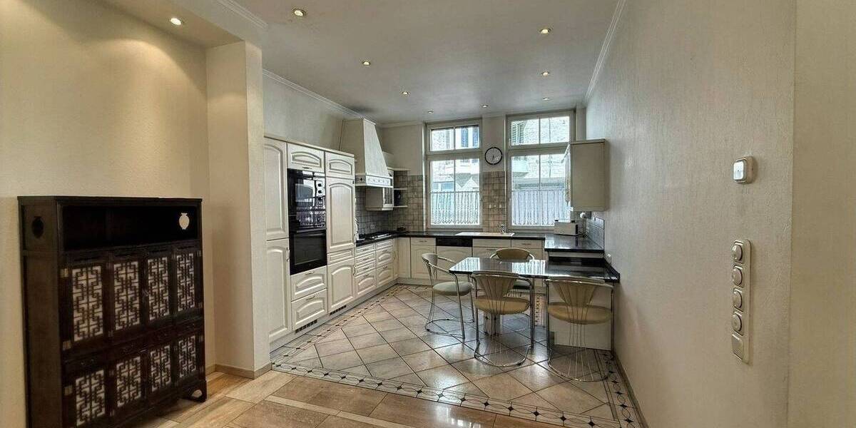 Reihenmittelhaus Mönchengladbach Rheydt - 5 Zimmer, 200 m&sup2;, 379.000&euro; | Angebot:25743749