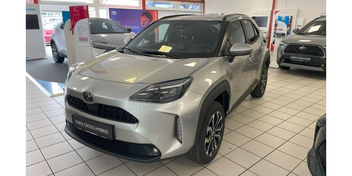 Toyota Yaris Cross 3.900 km 29.950 &euro; Erkelenz 41812