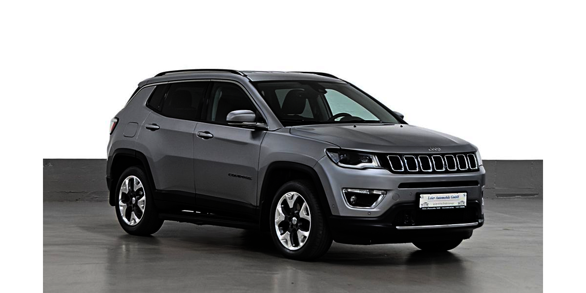 Jeep Compass 95.302 km 17.490 &euro; Düsseldorf 40597