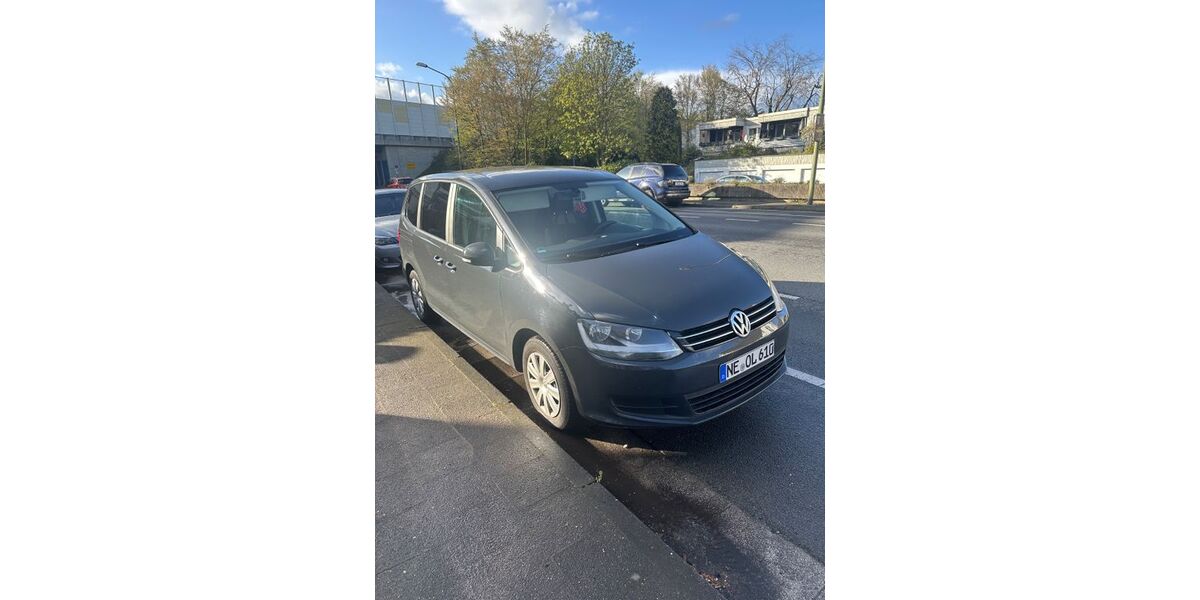 VW Sharan 230.000 km 8.400 &euro; Neuss 41462