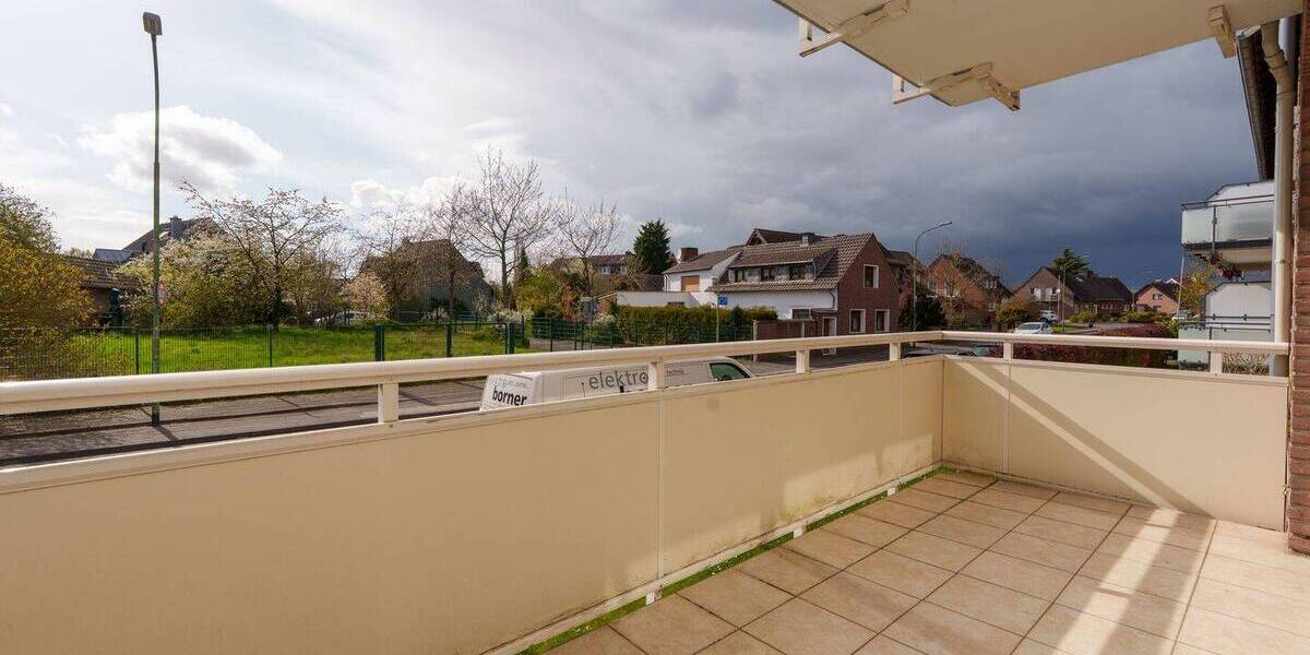 Etagenwohnung Neuss Rosellen - 3 Zimmer, 72 m&sup2;, 215.000&euro; | Angebot:26657260