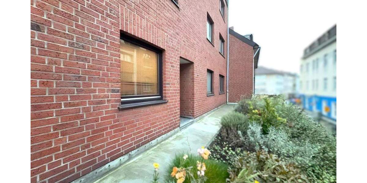 Terrassenwohnung Krefeld Cracau - 3 Zimmer, 101 m&sup2;, 219.000&euro; | Angebot:25686734