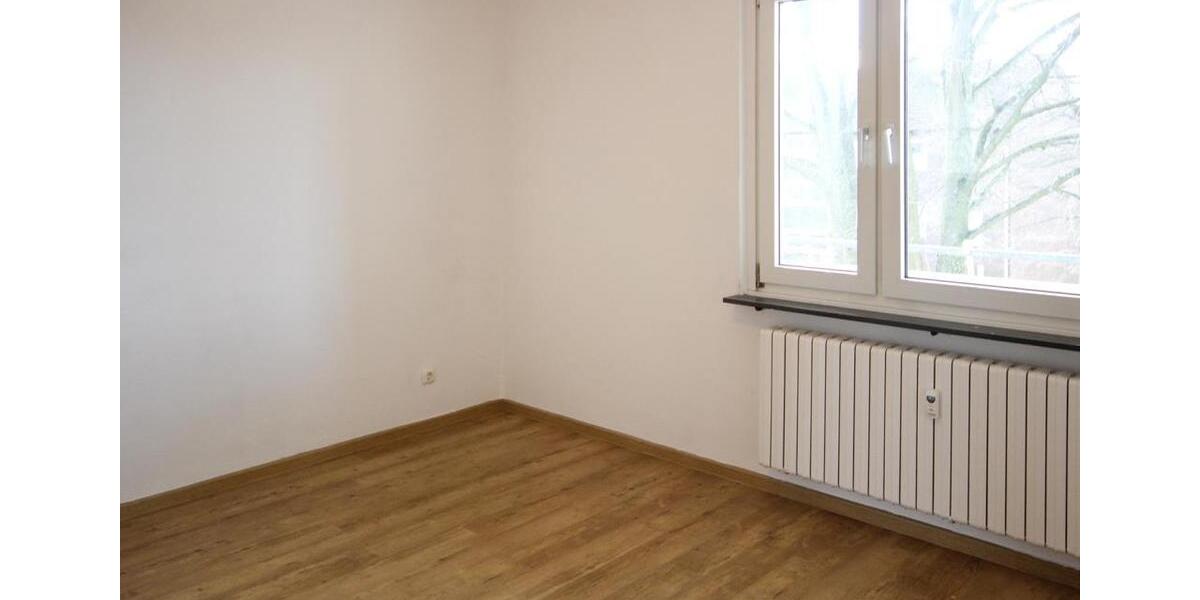 Etagenwohnung Krefeld Benrad - 3 Zimmer, 65 m&sup2;, 560&euro; | Angebot:25861515