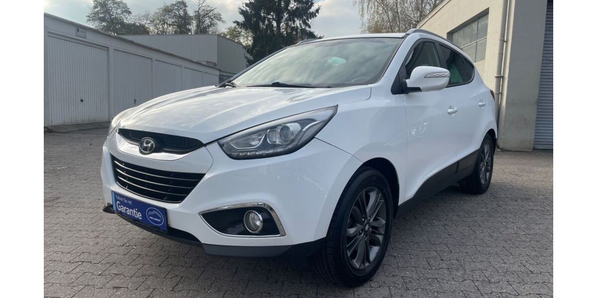 Hyundai ix35 188.000 km 8.499 &euro; Mönchengladbach 41238