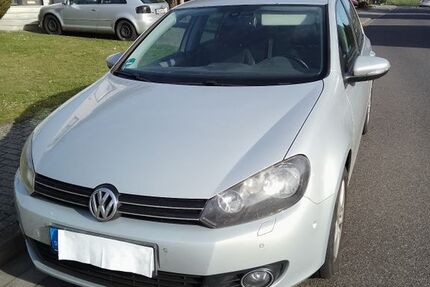 VW Golf 181.000 km 3.900 &euro; Hückelhoven 41836