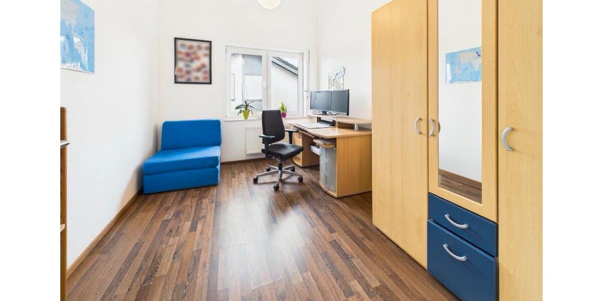 Dachgeschoßwohnung Heinsberg - 3 Zimmer, 73 m&sup2;, 800&euro; | Angebot:25658381