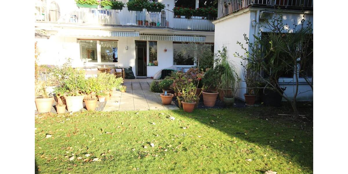 Erdgeschoßwohnung Mönchengladbach - 4 Zimmer, 100 m&sup2;, 1.500&euro; | Angebot:25394166