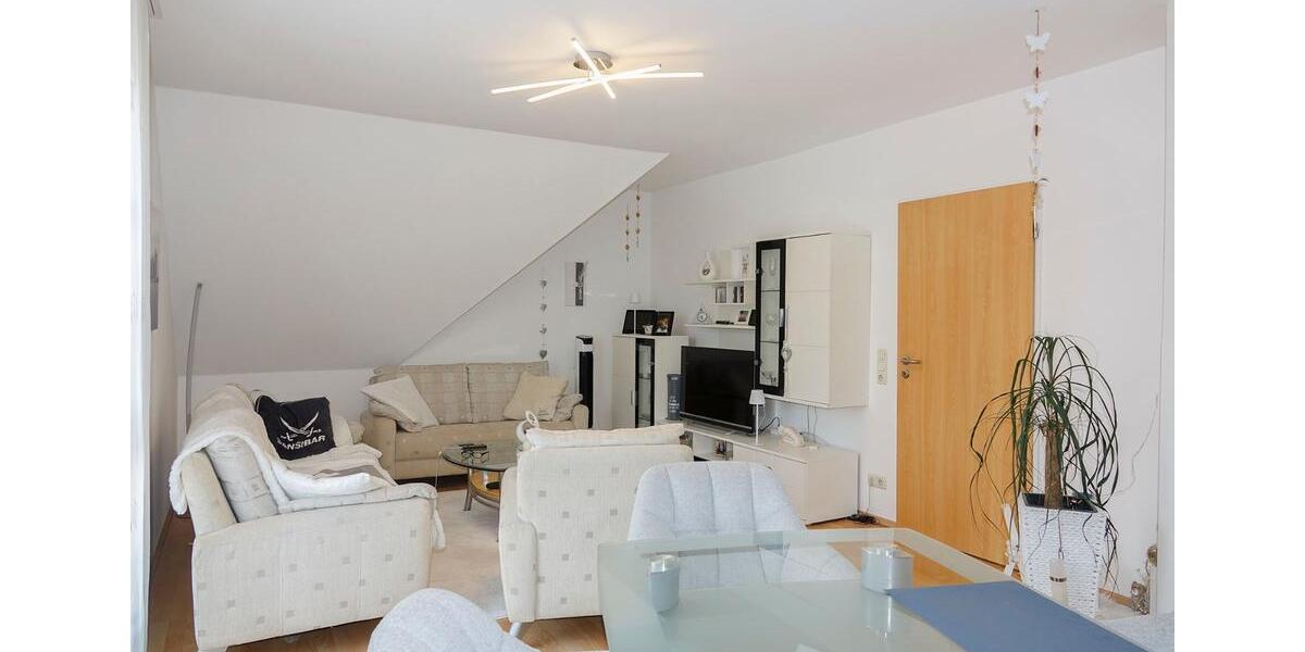 Dachgeschoßwohnung Hückelhoven - 1 Zimmer, 68 m&sup2;, 550&euro; | Angebot:26602715