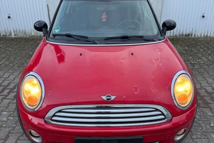 Mini ONE 119.109 km 2.599 &euro; Mönchengladbach 41199