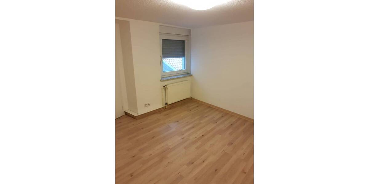 Mehrfamilienhaus, Wohnhaus Grefrath Oedt - 6 Zimmer, 120 m&sup2;, 150.000&euro; | Angebot:25693372