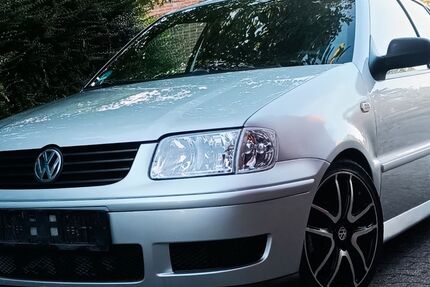 VW Polo 149.000 km 2.289 &euro; Erkelenz 41812